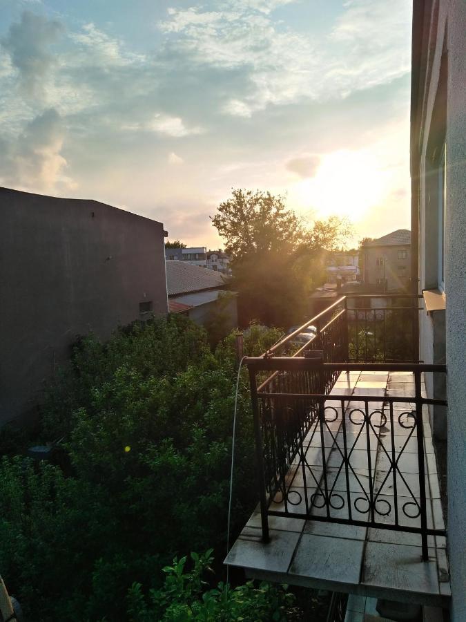 La Madriguera Bed and Breakfast Raszyn Exteriör bild