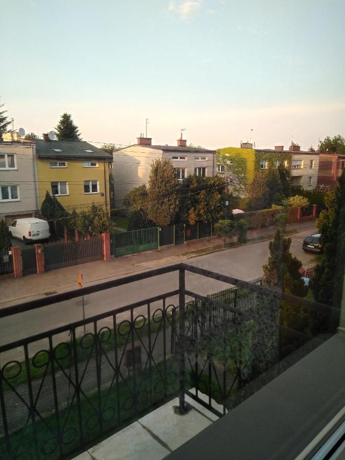 La Madriguera Bed and Breakfast Raszyn Exteriör bild