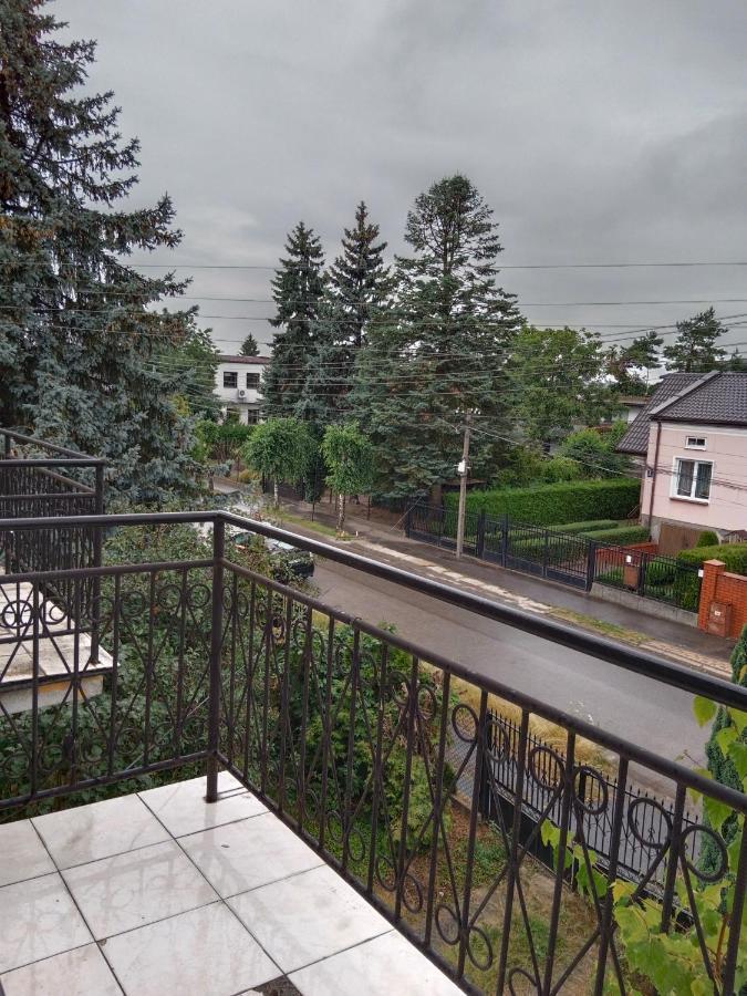 La Madriguera Bed and Breakfast Raszyn Exteriör bild