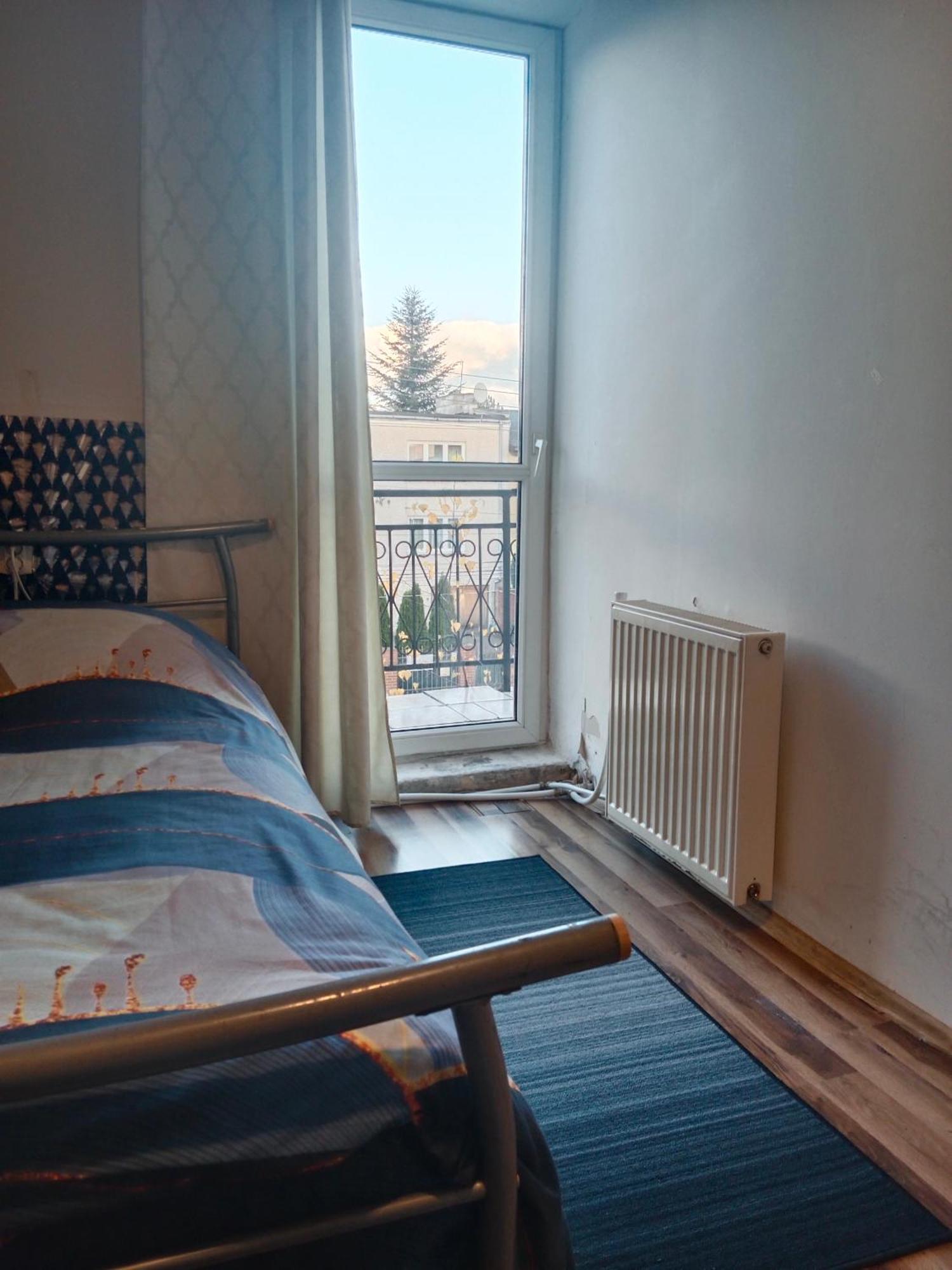 La Madriguera Bed and Breakfast Raszyn Exteriör bild